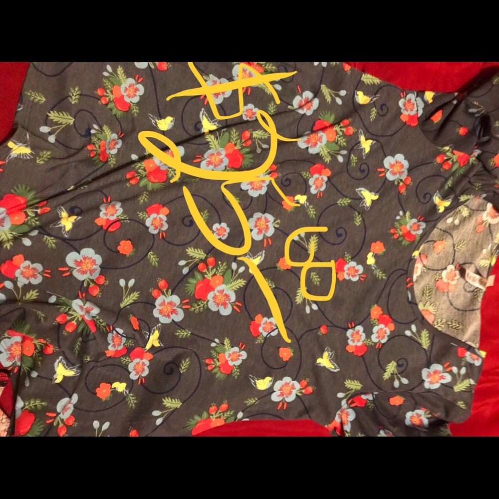 Lula Roe - Picture 4 of 8